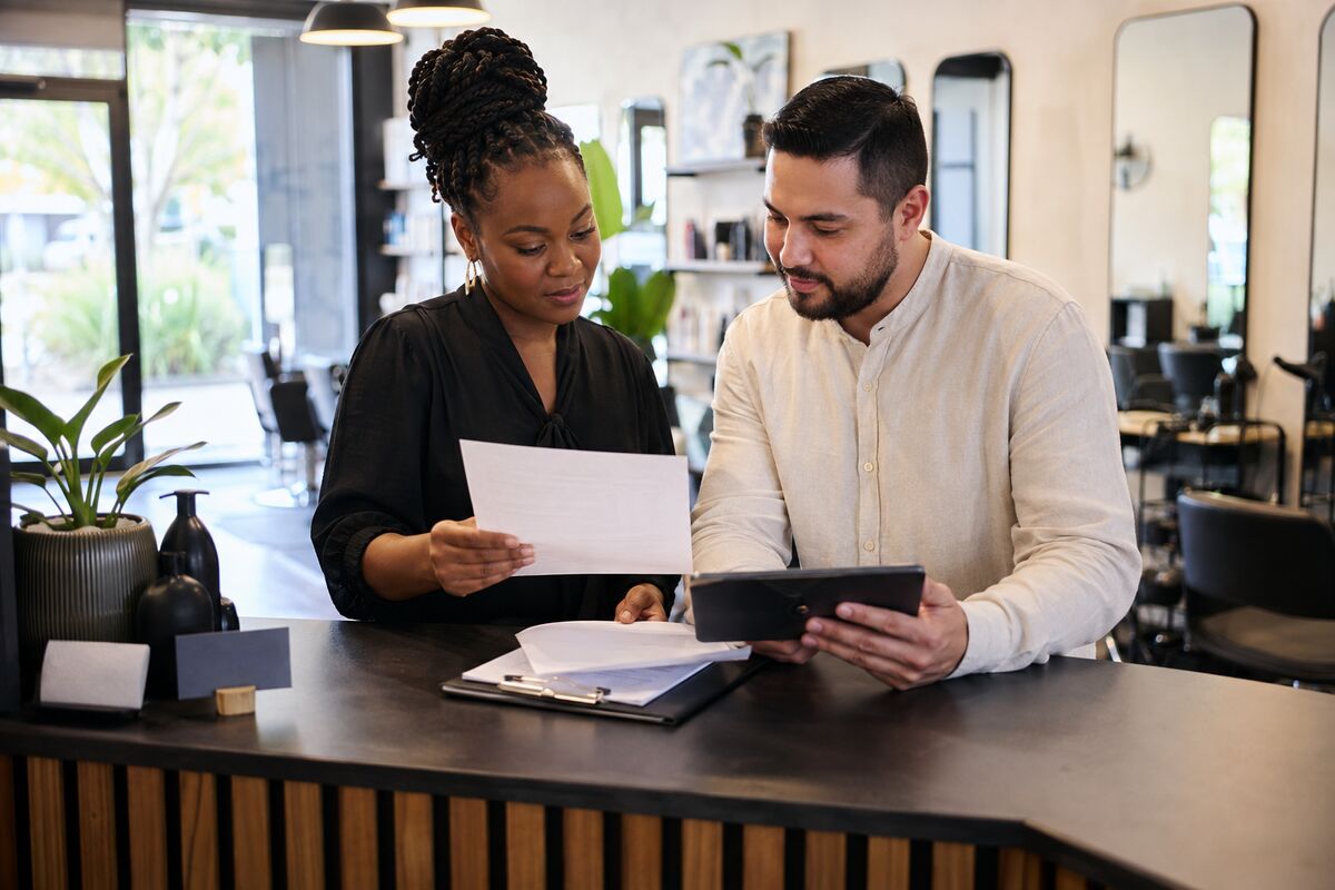 Reviewing Florida service invoices and sales-tax treatment